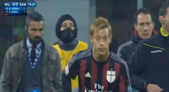 ◆ミラン本田◆今日一の本田、抜け出してバッカにラストパスもバッカｇｄｇｄでアシストならず(ノД`)・゜・。