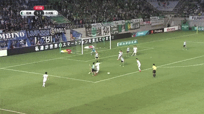 ◆Gif小ネタ◆松本山雅戦G大阪遠藤保仁の倉田秋へのピンポイント浮き玉スルーパスが旨すぎると話題に！