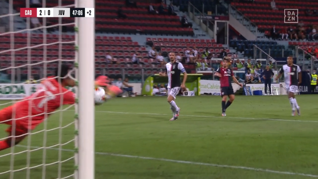 ◆巨星の終焉◆ブッフォン川島化 ゴールの中で待ったりすぐ横のボールへの反応遅れる…