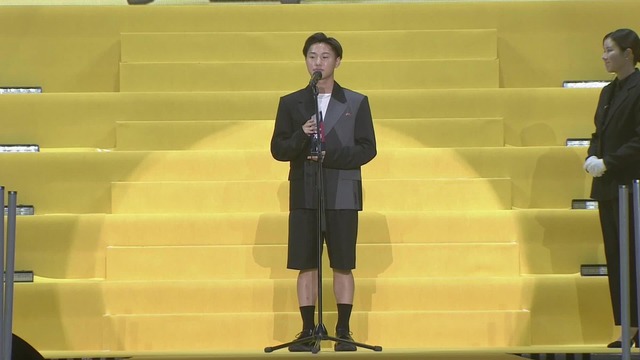 ◆Traurige Neuigkeiten◆Mittelfeldspieler Shunsuke Mito von Albirex Niigata hat das Gefühl, einen Fehler gemacht zu haben, als er bei den Awards Shorts trug … Der Stylist …