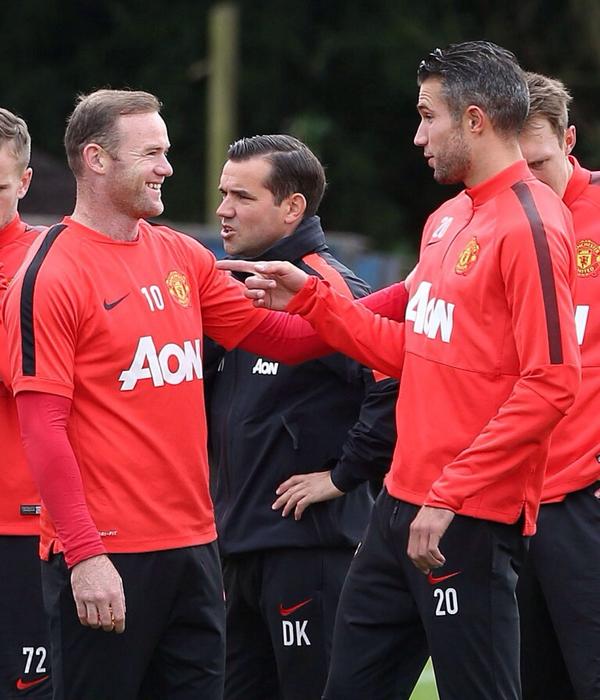 ◆画像小ネタ◆ルーニー＆ペルシ　微妙に温度差を感じるツーショット