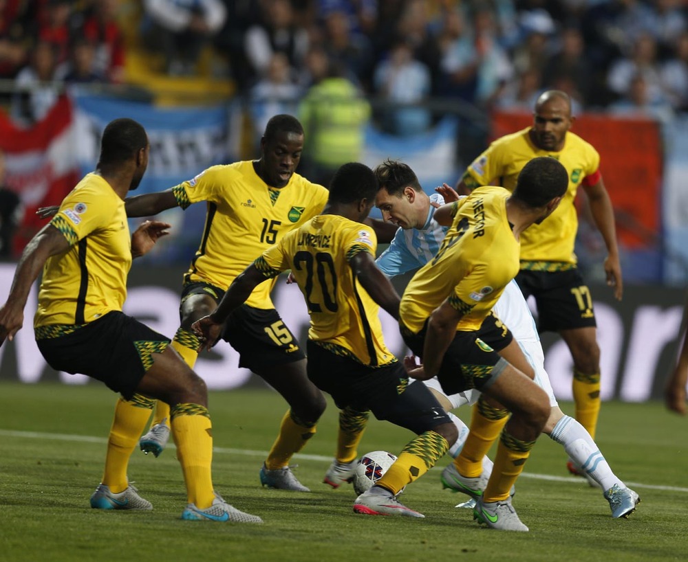 Аргентина ямайка. Матч аргентина ямайка 1998. Аргентина ямайка 5 0. Аргентина ямайка. Сборная ямайки 1998.