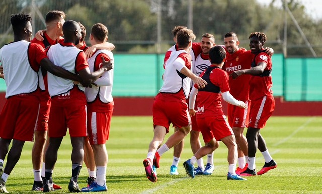 ◆画像◆久保建英くんさんの太ももも脹脛もむっちゃモリモリしてきていることについて