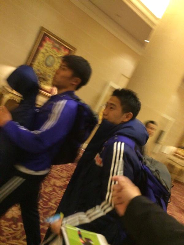 ◆画像・動画集◆代表合宿4日目、乾貴士練習用コーンを被る