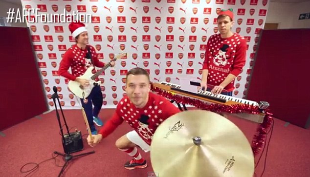 ◆プレミア◆ロシツキーがクリスマスビデオで披露したギター演奏がうますぎる！