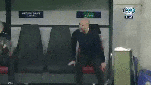 ◆Gif小ネタ◆ジェズスが決定的チャンス外して激おこ状態のペップｗｗｗ