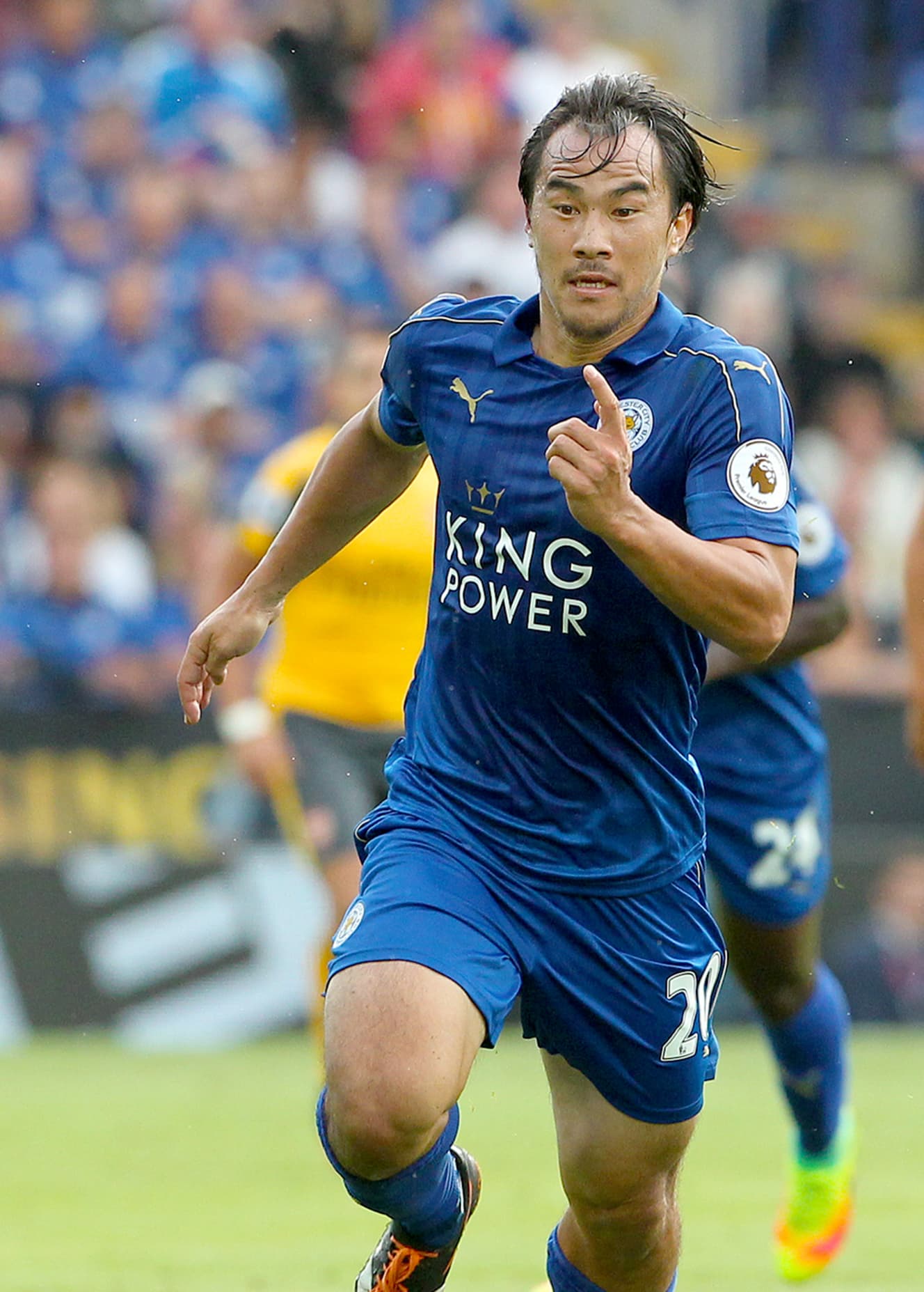 画像 前髪復活 岡崎慎司 頭部の激変はプレー以上に注目 by Friday Fantasyfoot 画像 前髪復活 岡崎慎司 頭部の激変はプレー以上に注目 by Friday Fantasyfoot