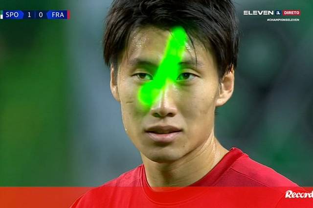 ◆小ネタ◆日本代表でPK蹴るときレーザー当てられてニヤニヤサイコパス的に笑えるのは鎌田大地だけ🤔