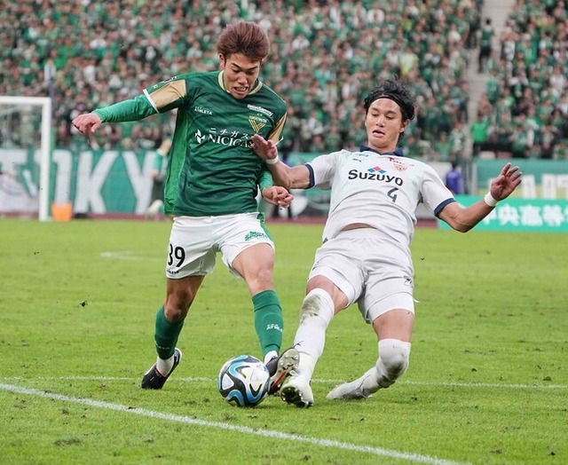 ◆Ｊ小ネタ◆昇格PO最後のPK判定にお怒りの鄭大世さん、賢者モードになって「PKの判定なのも納得できるかも」😭