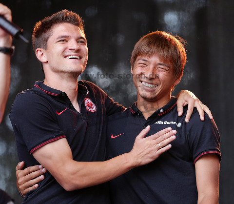 ◆ブンデス◆フランク乾、長谷部には「すごく助けてもらっている」