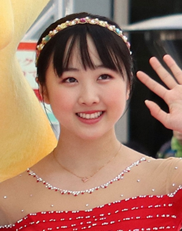 ◆画像◆本田望結　青森山田制服姿でサッカーU18日本代表候補・松木玖生と2ショット