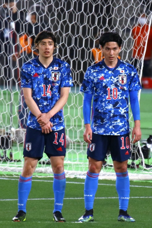 画像 日本代表イケメン南野タキと伊東純也が並んだ結果 サッカーまとめアンテナ サッカーラボアンテナ