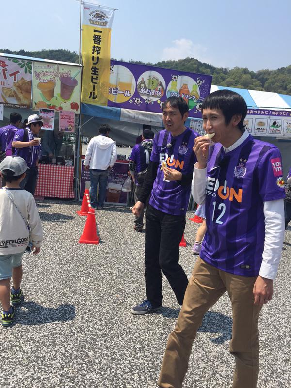 ◆Ｊリーグ◆アンガールズの二人　広島エディオンスタジアムに出没！