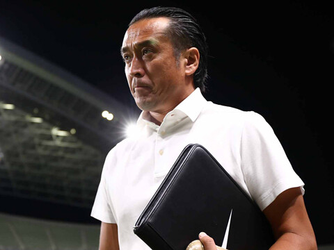 ◆悲報◆浦和指揮官大槻毅…組長から堕ちてついに体育教師に