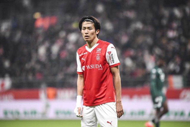 ◆悲報◆ランスFW中村敬斗、ビジャレアルから€18Mのオファーもランスが拒否！幽閉へ