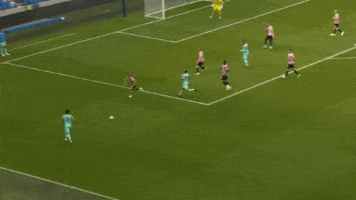 ◆Gif小ネタ◆三笘薫と南野タキのドリブルを比較した結果