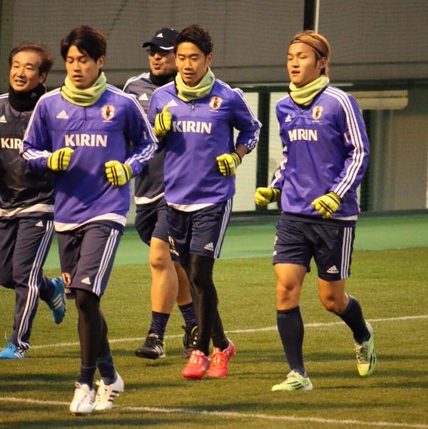 ◆代表小ネタ◆内田篤人が散髪してすっきりしたと話題に！
