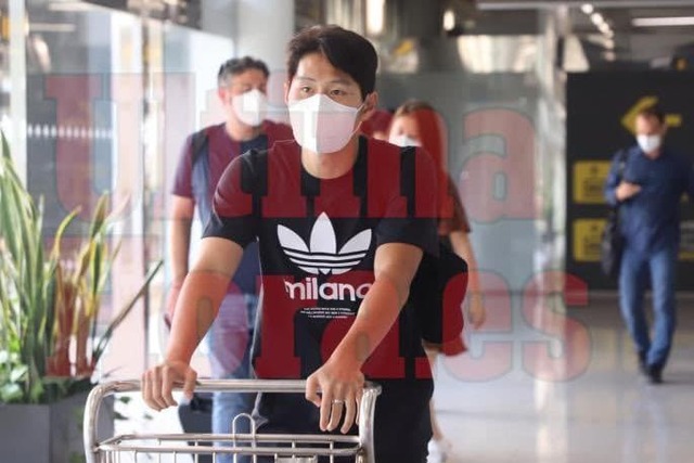 ◆悲報◆イガンインさん、マジョルカ加入発表前にバレンシア退団発表！一人寂しくマジョルカ到着も出迎えなし