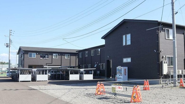 ◆悲報◆上越高校生徒がSNSで女性になりすまし金銭詐取　寮内で飲酒喫煙も…サッカー部員ら32人関与か