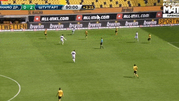 ◆Gif小ネタ◆ドレスデン戦、突如ドリブル突破を始める遠藤航ｗ