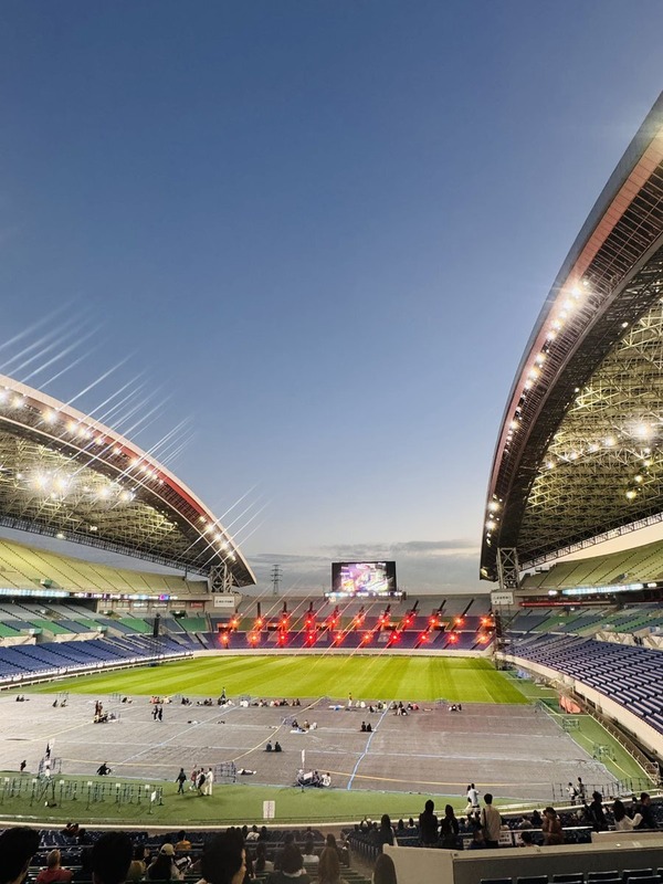 ◆悲報◆浦和レッズを指定管理追放してまで開催したブルーノマーズ花火大会、超絶ガララーガで大赤字確実！観客千人もいない😭