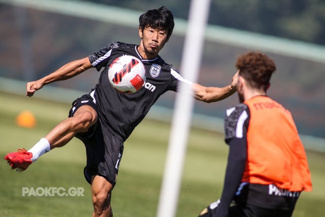 ◆ギリシャ◆香川真司さんの直談判に負けを覚悟してまで試合に出してあげる名将ルチェスク監督がいい人すぎると話題に！