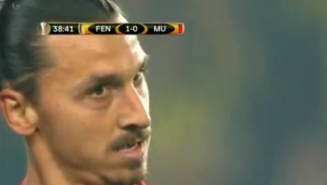 ◆EL小ネタ◆フェネルバフチェ戦、ＤＦと競り合いのど輪攻め⇒レフェリーと一触即発、イブラヒモビッチ怖すぎワロタｗｗｗ