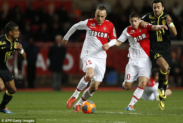 ◆好プレー◆モナコ新加入のベルバトフPSMでスーパーボレー、尚ファルカオはベンチにも入らずポロシャツでピッチに登場