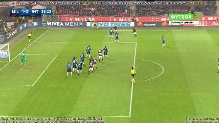 ◆速報◆ミラン×インテル　本田　アレックスの先制点をアシスト　ミラン先制！