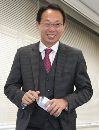 ◆Ｊリーグ◆元日本代表監督の岡田武史氏、１０００万円近く出資してＦＣ今治株51％取得！代表監督からクラブ経営へ