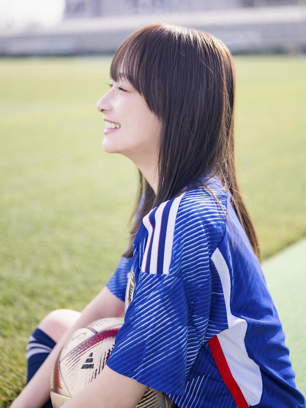 ◆誰得？◆日向坂46サッカーで大ブレイク！影山優佳（21）、初のソロ写真集発売決定！初の水着やランジェリー姿に