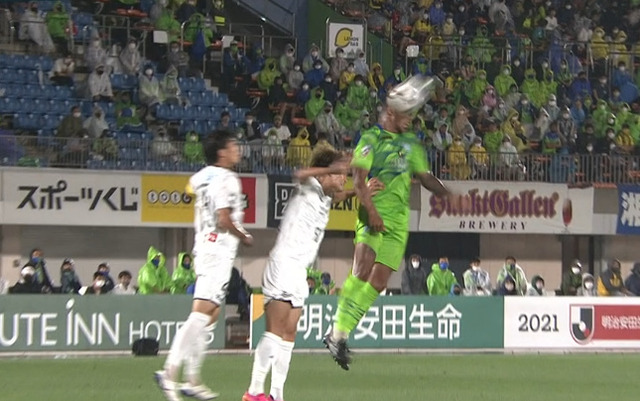 ◆Ｊ驚異◆湘南FWウェリントンのヘッドが驚異的な高さと威力だと話題に！