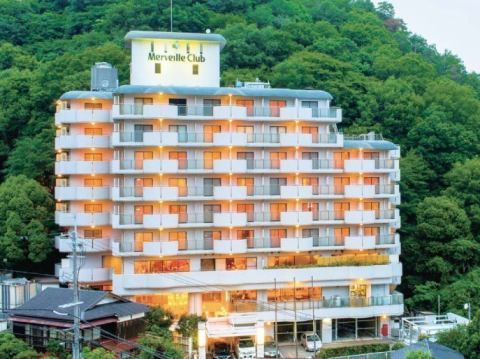 有馬温泉 客の車を止めようと立体駐車場から落下 ホテルの従業員が死亡 くるちゃんねる