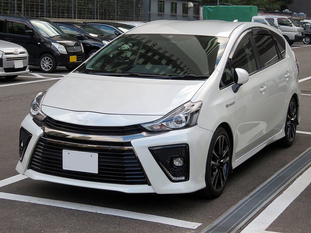 「プリウス」が年内にもフルモデルチェンジか 新型は「スタイリッシュ」路線!? HV専用車の存在意義を問う5代目の方向性とは 車バイク情報まとメモリー