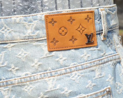 ルイヴィトン_06_ショート丈ジーンズ_パッチ_07
