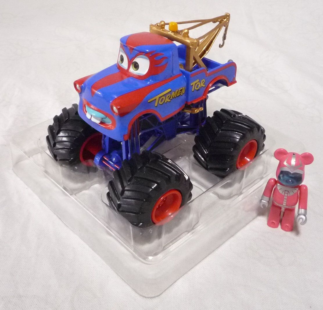 【新品】 カーズ モンスタートラック 8台セット ラミレス メーター ストーム 新品】 カーズ モンスタートラック 8台セット ラミレス メーター