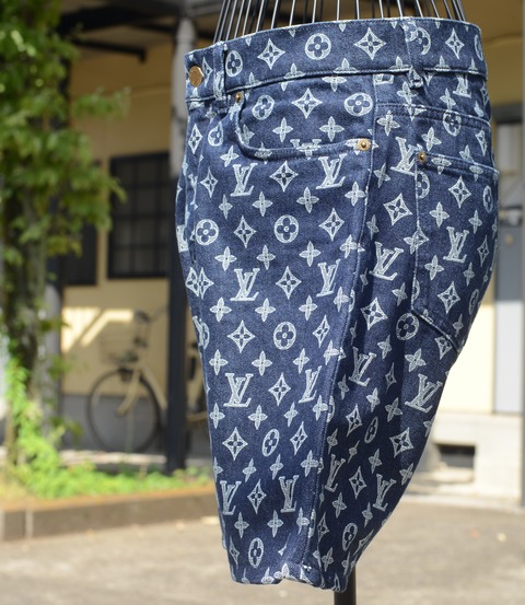 ルイヴィトン_05_ショート丈ジーンズ_紺_03