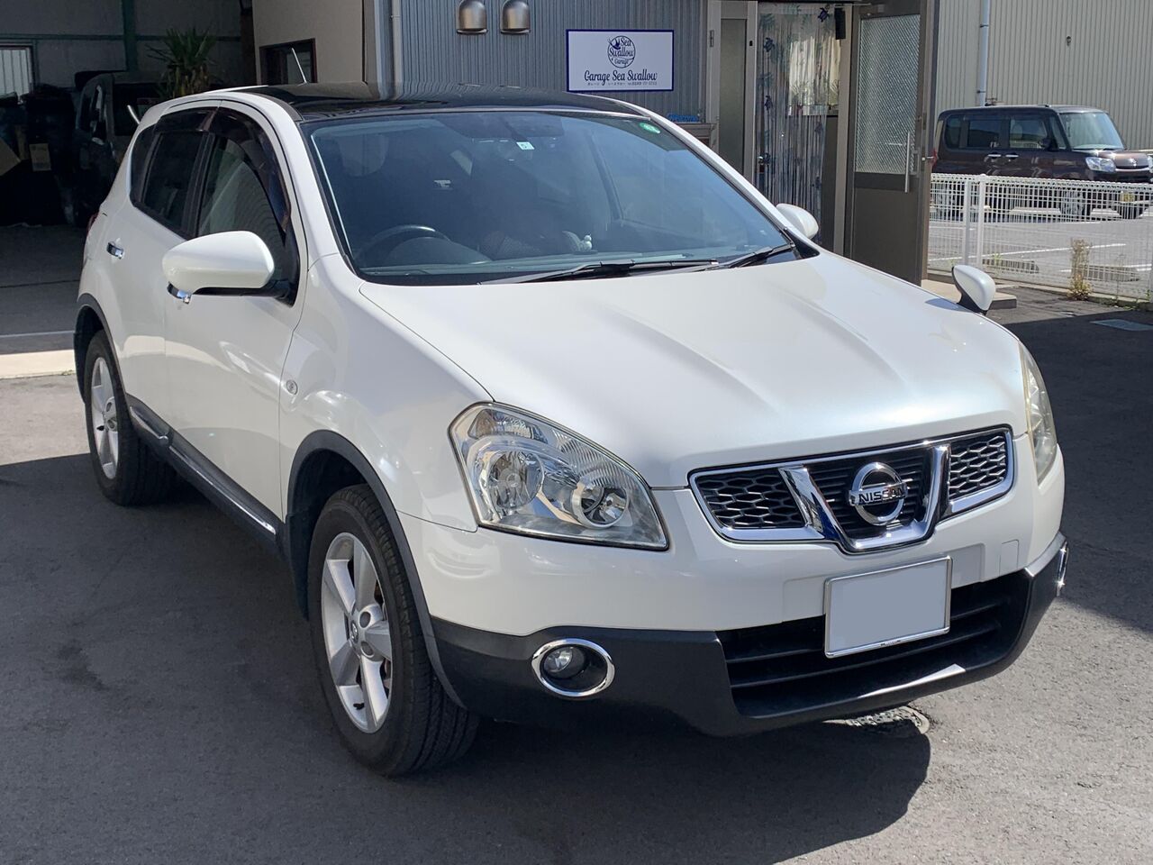 車検整備 日産 デュアリス Knj10 機関だけでなく内装 外装のメンテナンスも 栃木県鹿沼市 宇都宮市 ガレージ シースワロー 作業メニュー Garage Sea Swallow ガレージ シースワロー 栃木県の中古車販売店