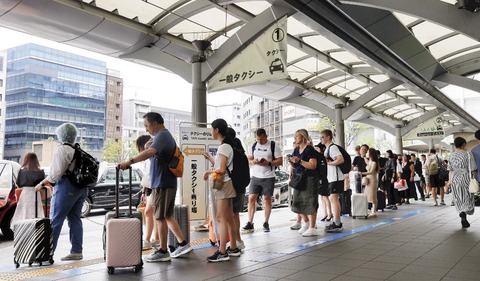 【悲報】京都、深刻なタクシー不足wwwwwww