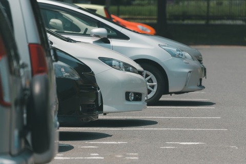 キミ達の会社の駐車場に止まってる『１番高い車』ｗｗｗｗｗｗｗｗ