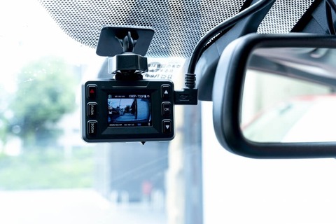 『車』にも内部の行動も監視するドラレコを義務化した方がいいだろ？