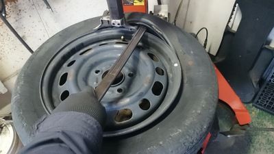 教習車タイヤ交換sk5k