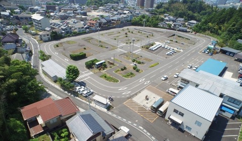 【悲報】自動車学校が『高い』理由ｗｗｗｗ