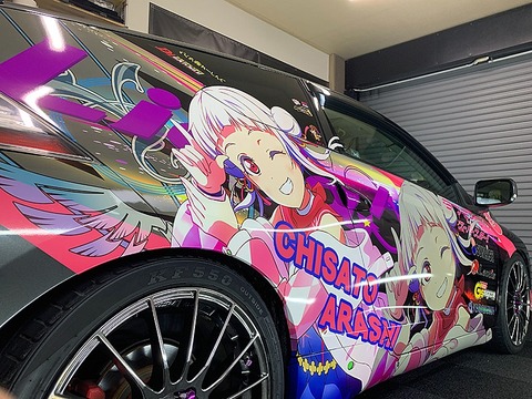 【画像】ラブライブの痛車、無惨に散るｗｗｗｗｗｗ