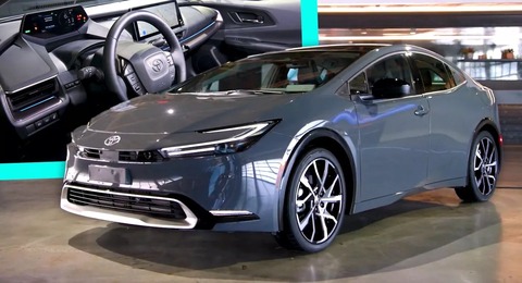 2023-Toyota-Prius-00d2