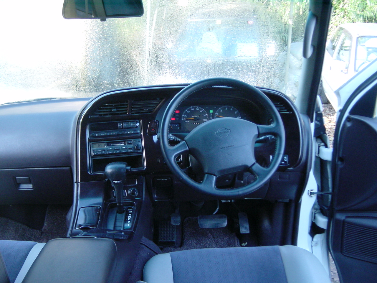 日産ラルゴハイウェイ 無保証 無担保 月々1万円からの格安中古車販売 ｌ ｋ