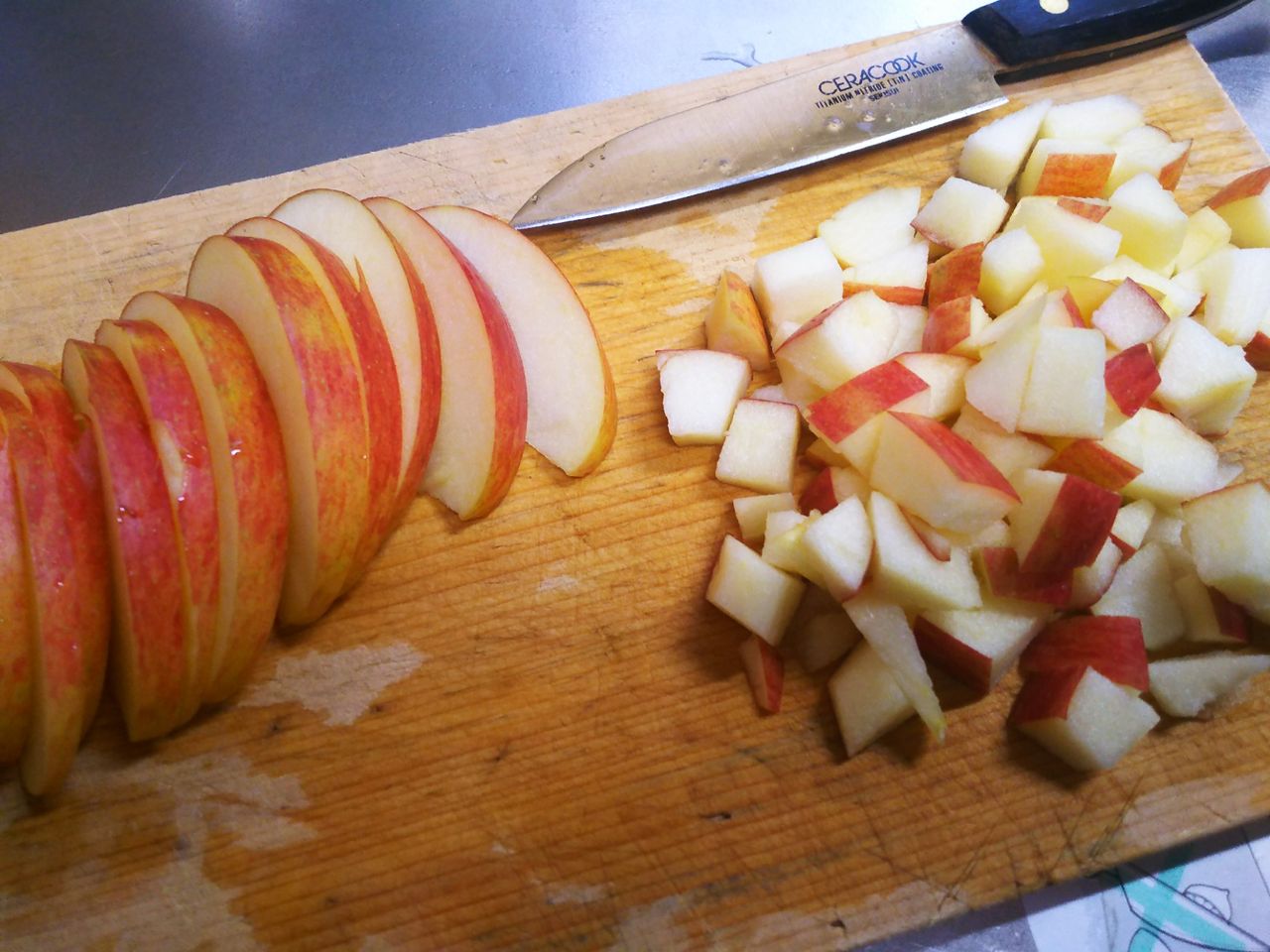 キャラメルりんごケーキ作り Zil5と黒猫の日本旅