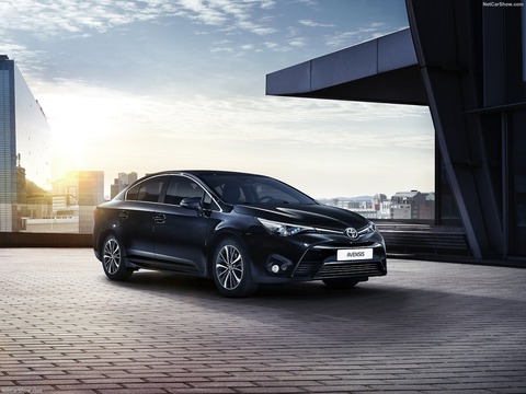 Toyota-Avensis-2016-1600-03