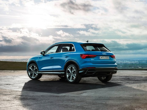 Audi-Q3-2019-1600-0e