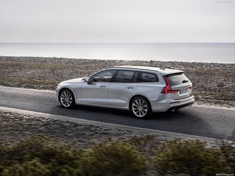 Volvo-V60-2019-1600-10